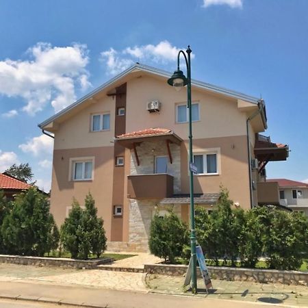 Apartmani Novak - Srebrno Jezero Велико-Градиште Экстерьер фото