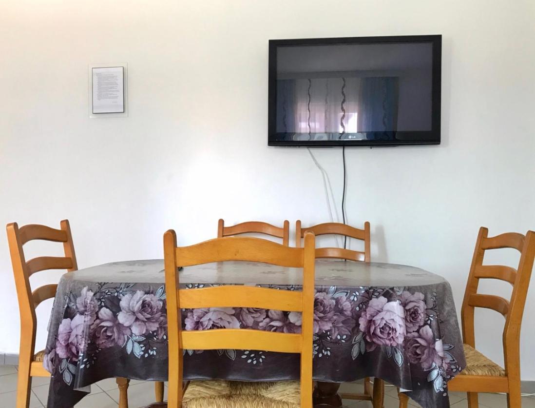 Apartmani Novak - Srebrno Jezero Велико-Градиште Экстерьер фото